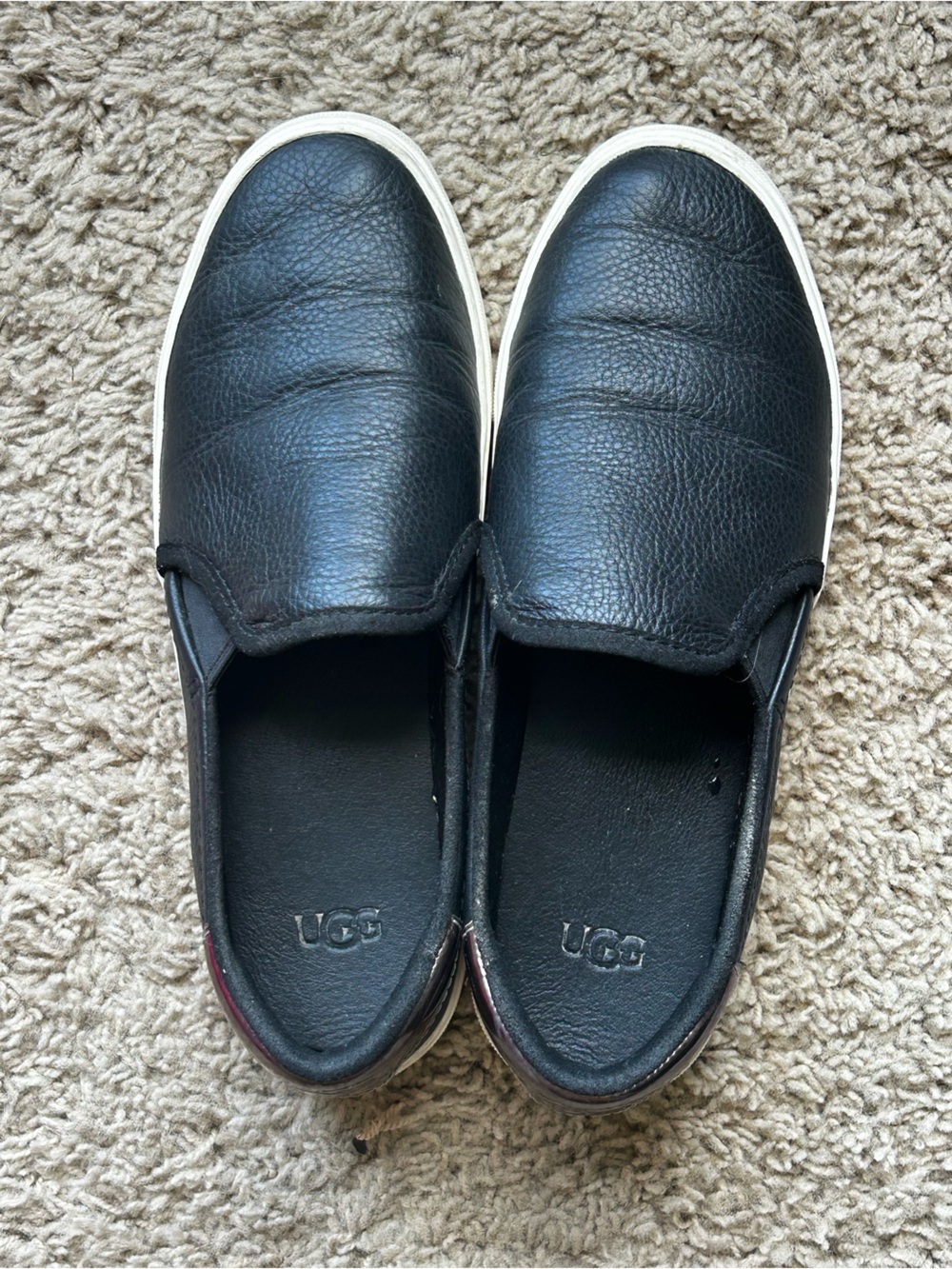 UGG Women’s Black Leather Slip-On Sneakers Size 8